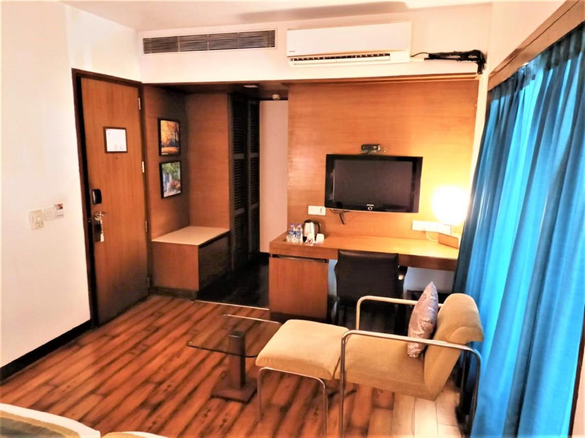 Yogi Executive, Navi Mumbai Exterior foto