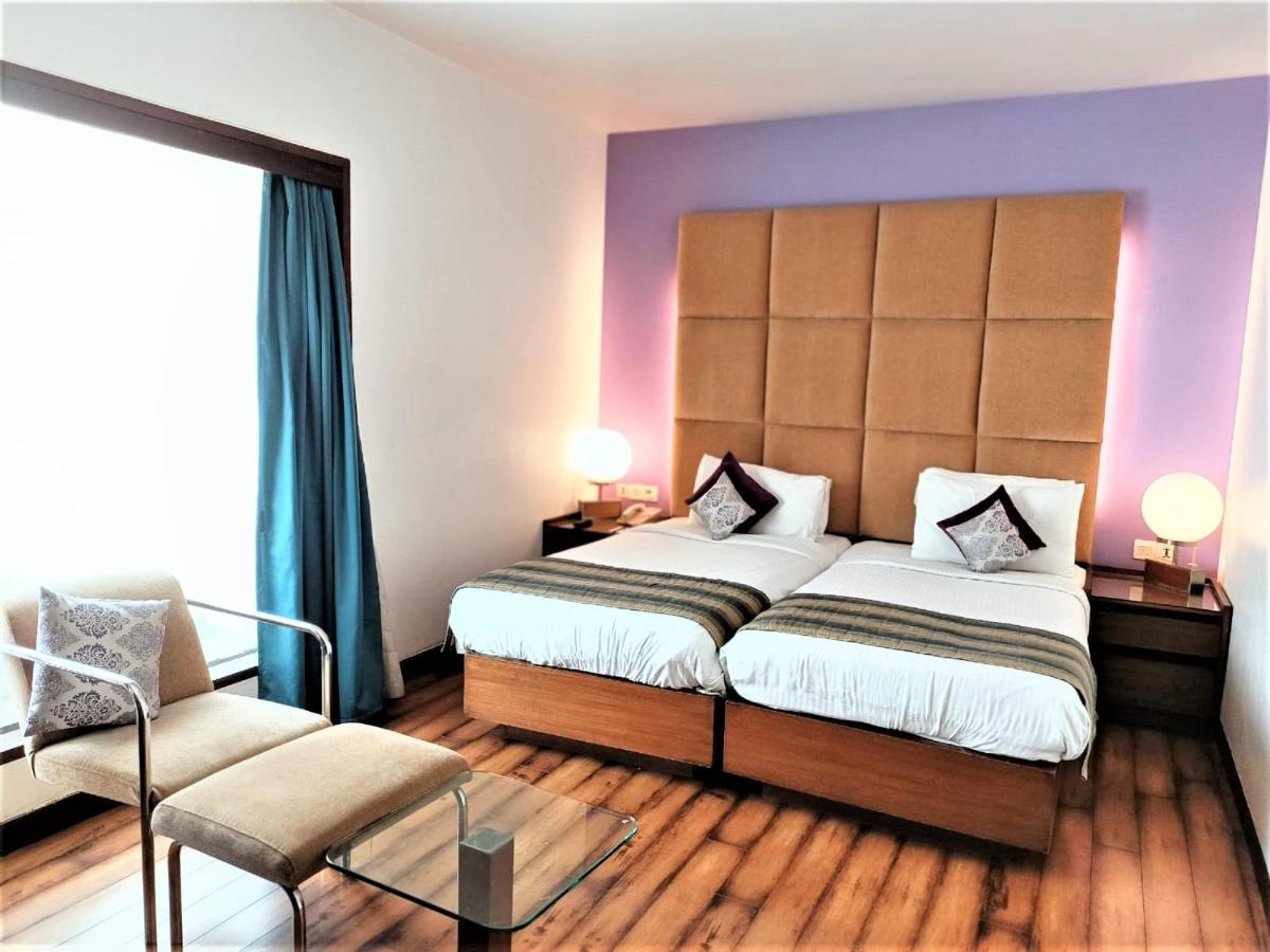 Yogi Executive, Navi Mumbai Exterior foto